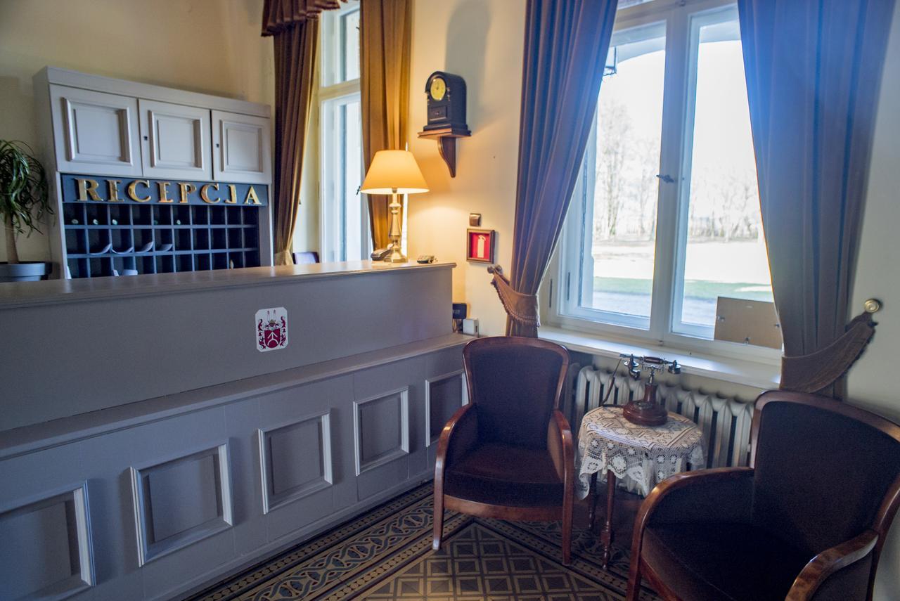Hotel Palac Kobylniki Obrzycko Zewnętrze zdjęcie