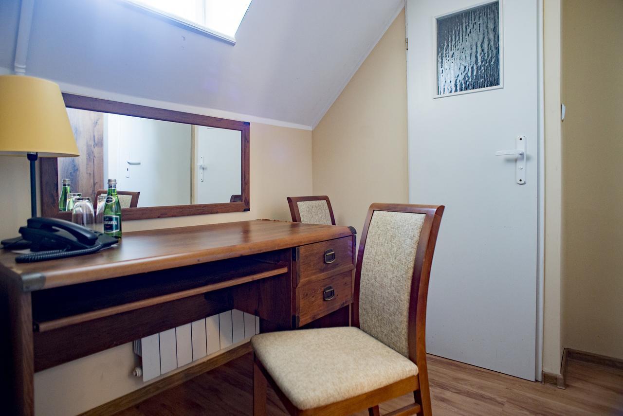 Hotel Palac Kobylniki Obrzycko Zewnętrze zdjęcie
